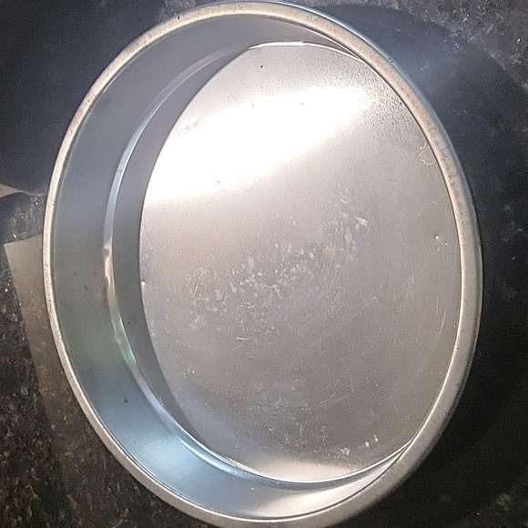10" by 2" Aluminum Cake Pan - Picture 1 of 7